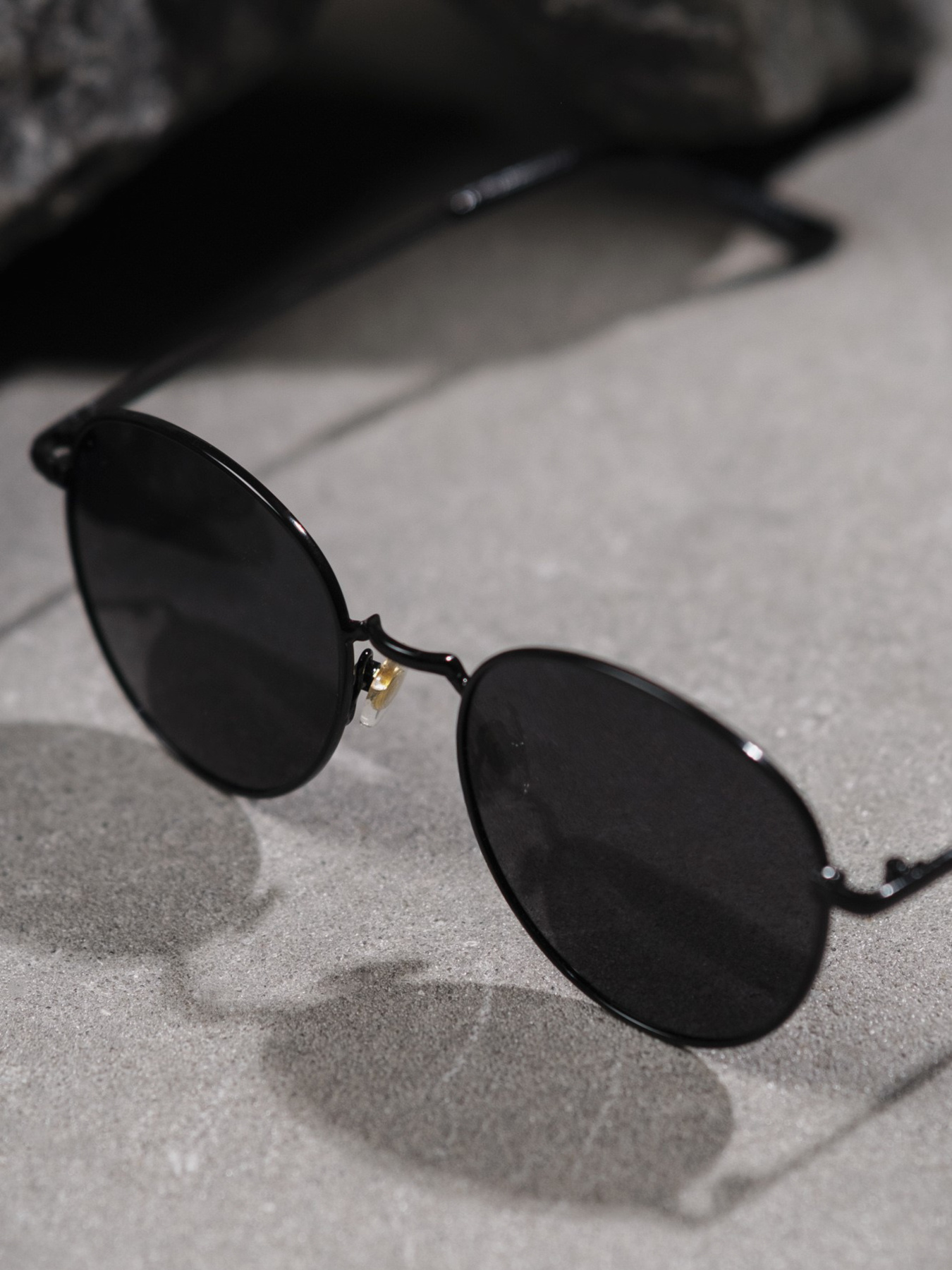 Сонцезахисні окуляри Without модель 8049576 Фото