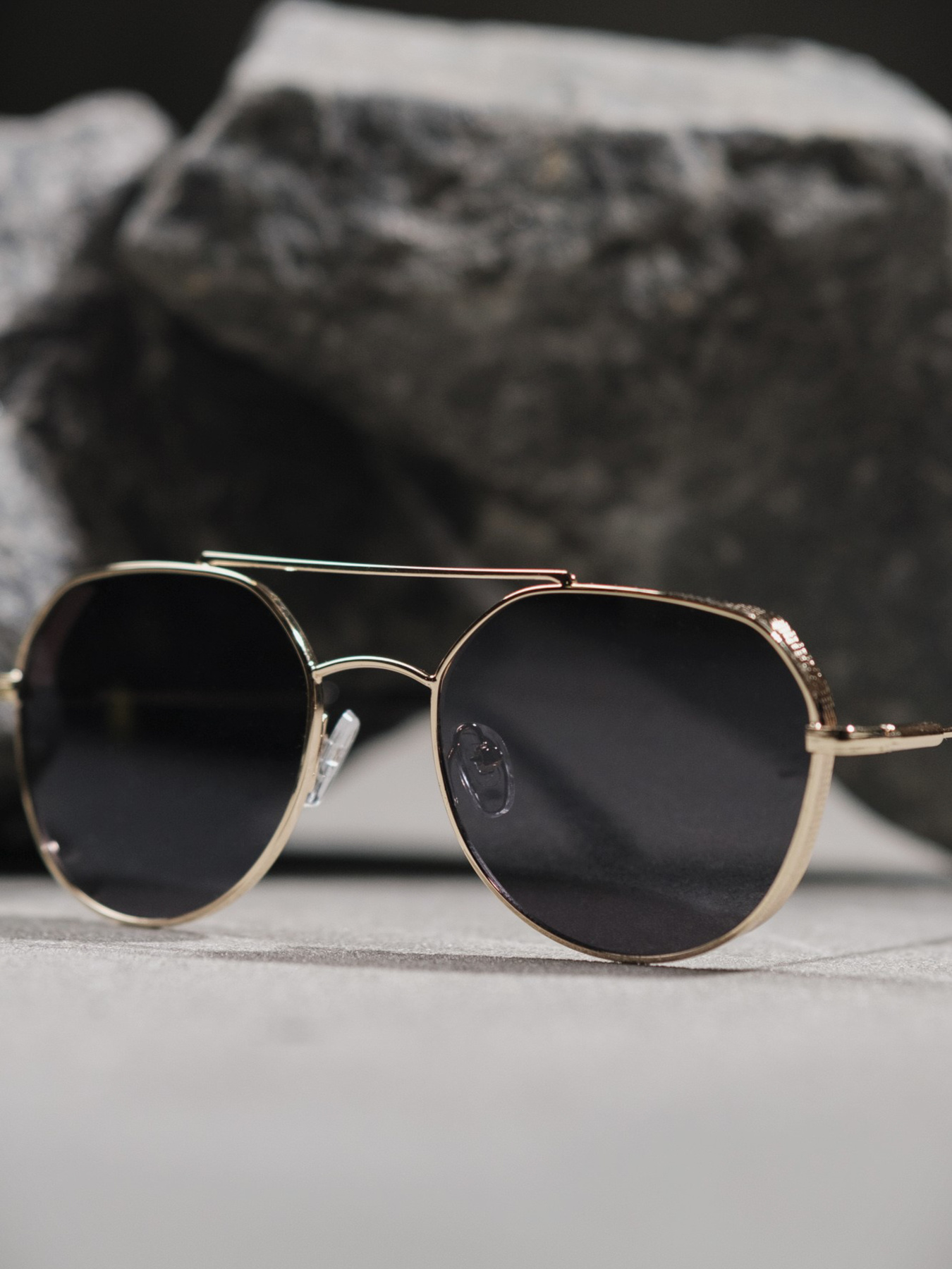 Сонцезахисні окуляри Without модель 8049580 Фото