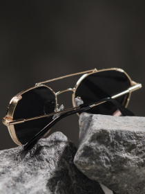 Сонцезахисні окуляри Without модель 8049580 Фото