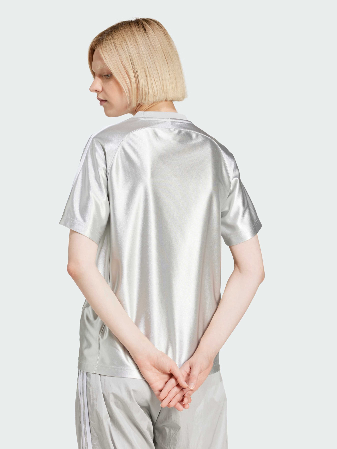 Футболка Adidas Adicolor модель JD0254 Футболка Adidas Adicolor модель JD0254 Фото