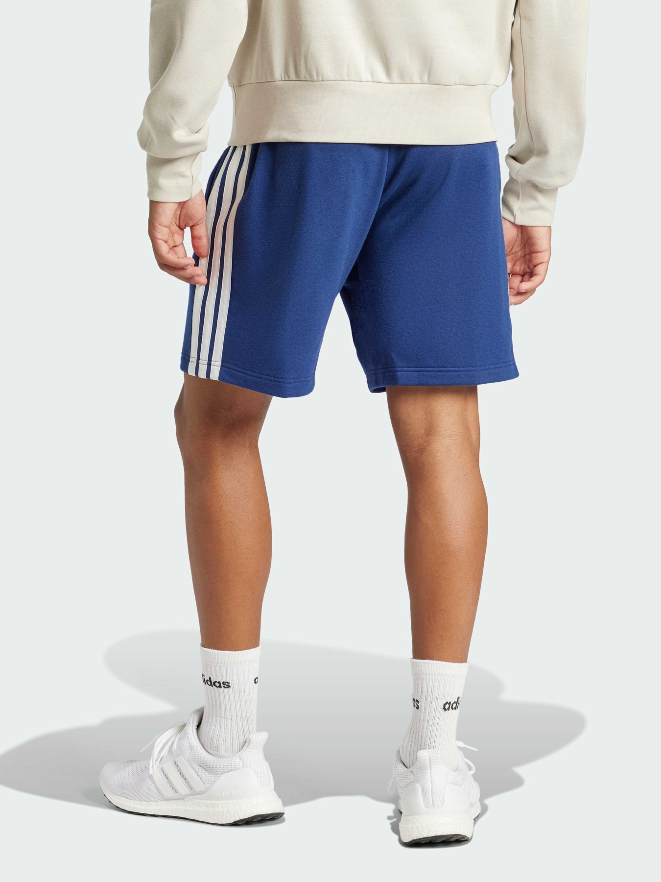 Повсякденні шорти Adidas модель JE6417 Фото