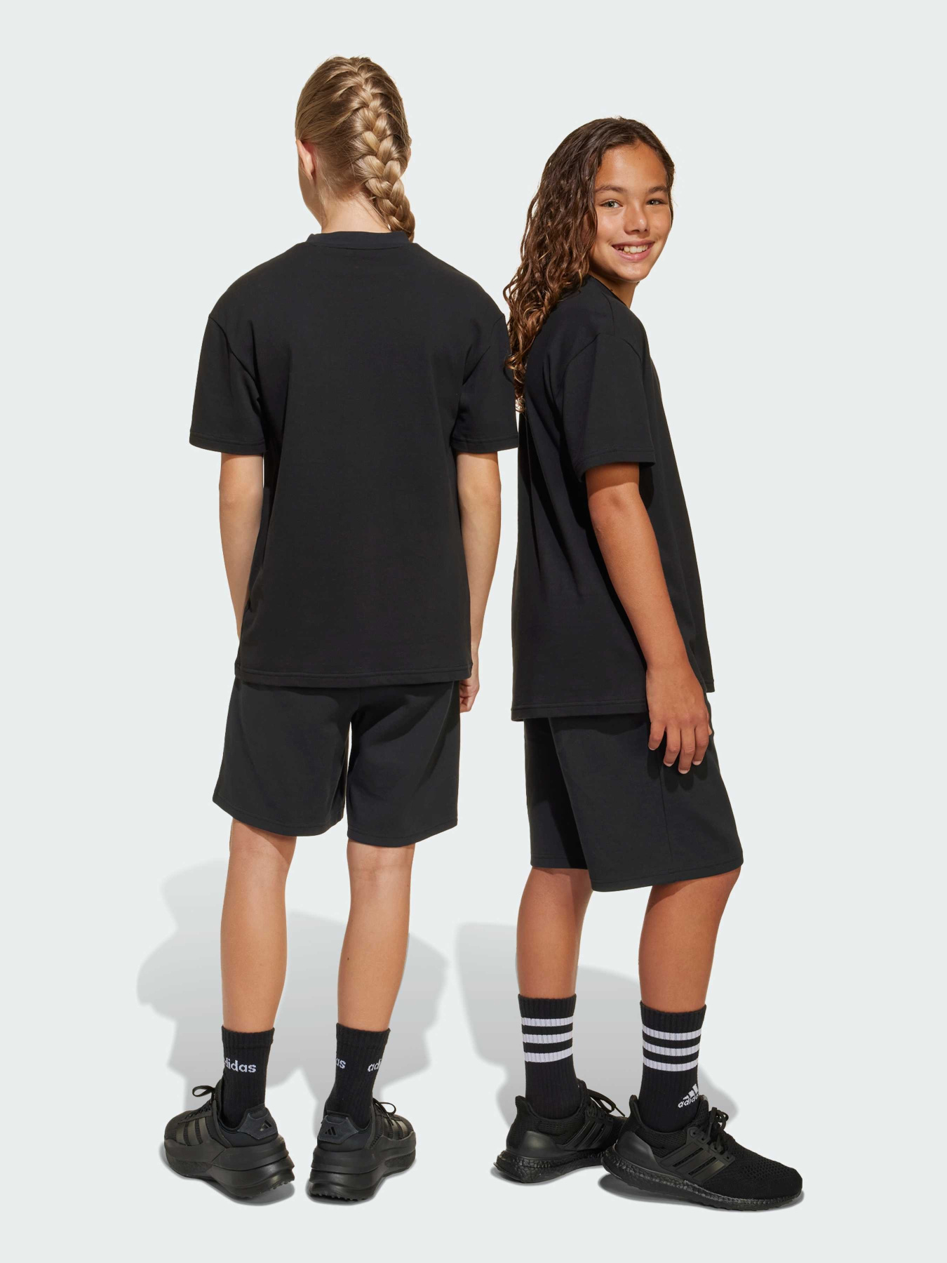 Повседневные шорты Adidas модель JI6266 Фото