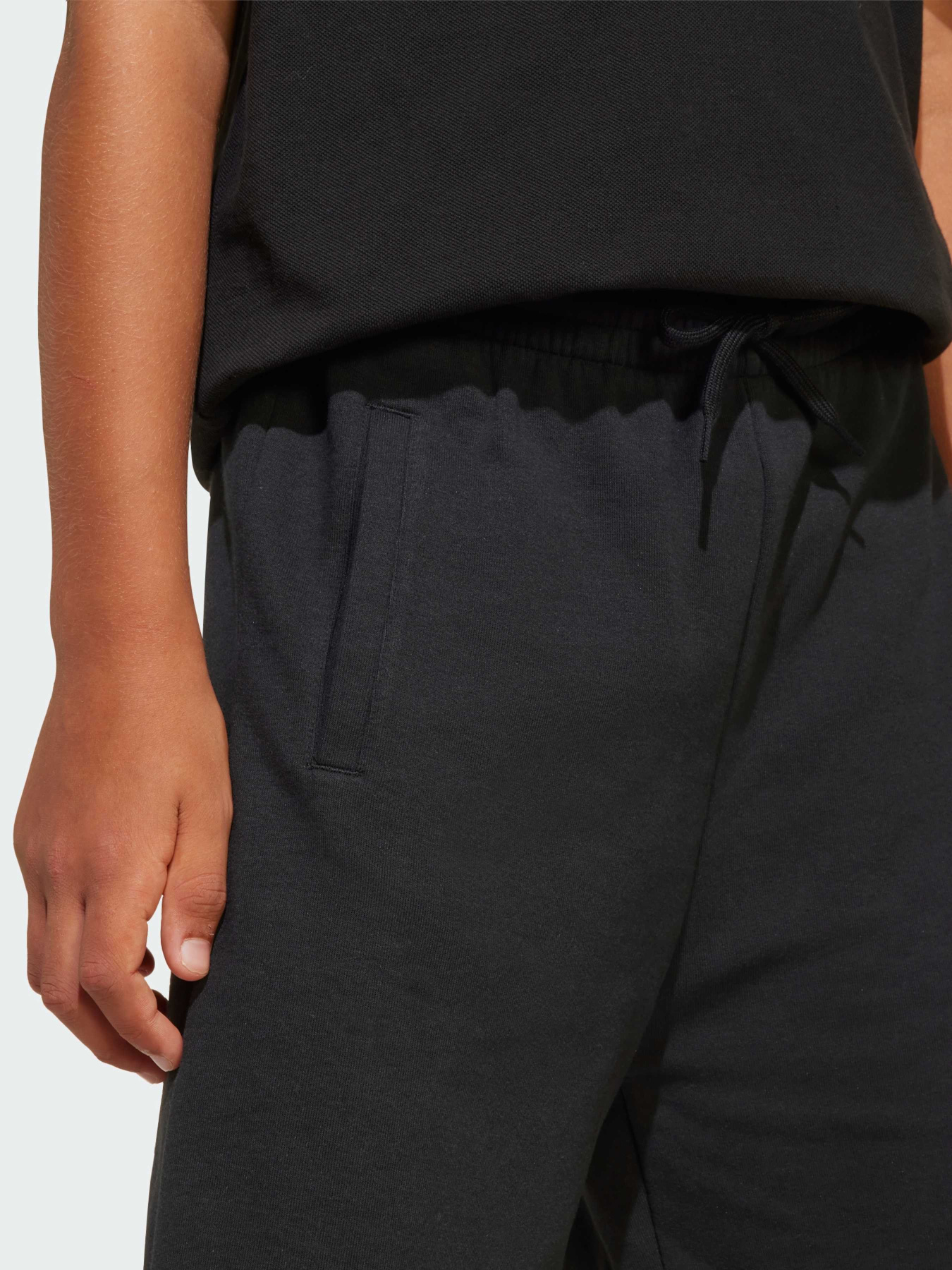 Повседневные шорты Adidas модель JI6266 Фото