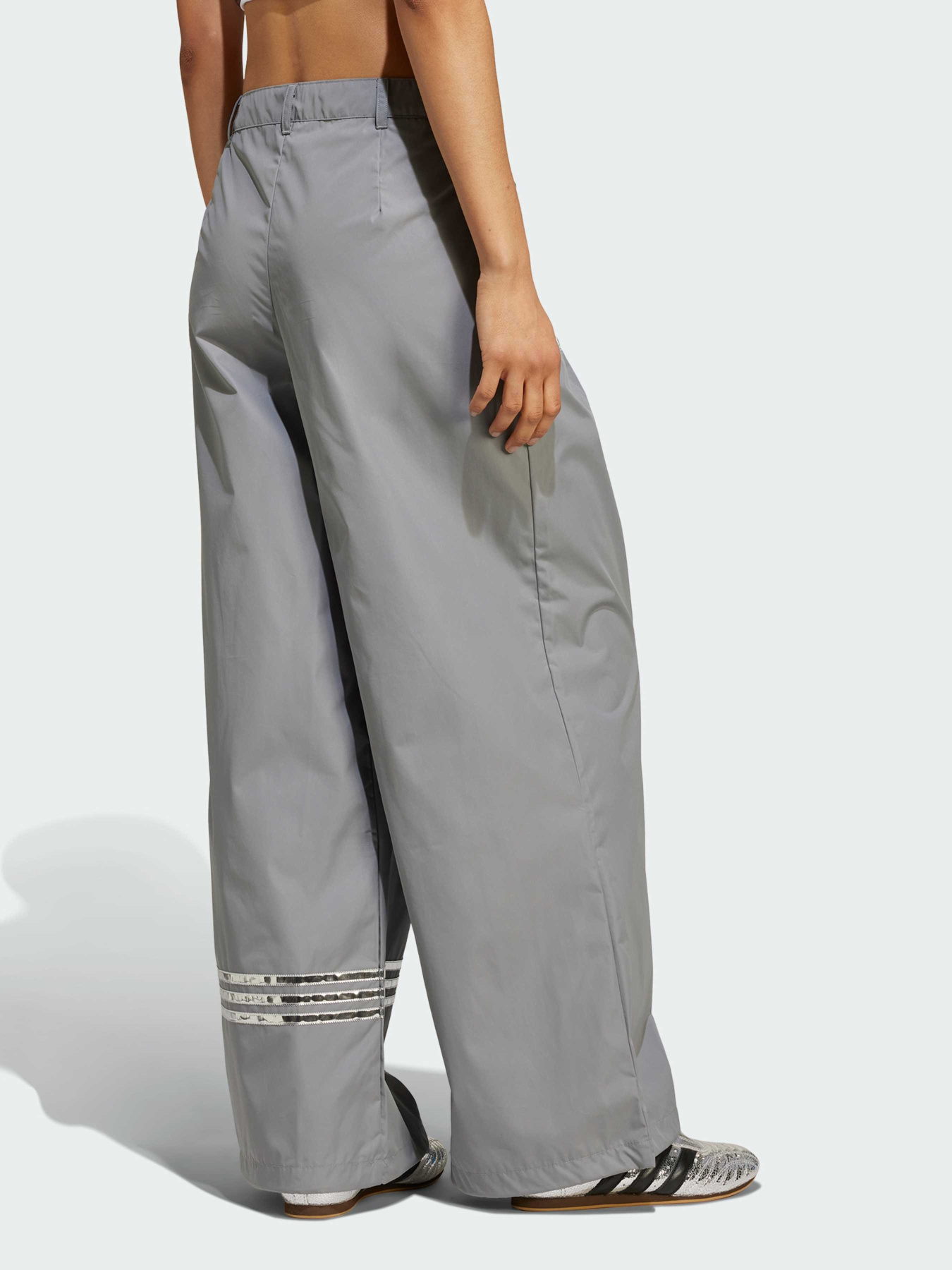 Повсякденні штани Adidas Adicolor модель JI8536 Фото