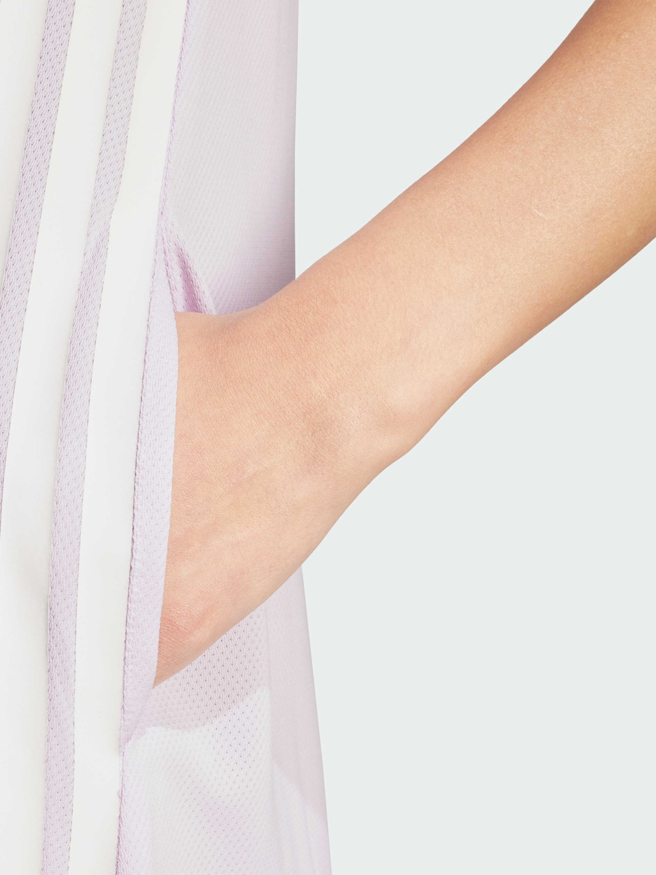 Платье миди Adidas Tiro модель JP3067 Платье миди Adidas Tiro модель JP3067 Фото