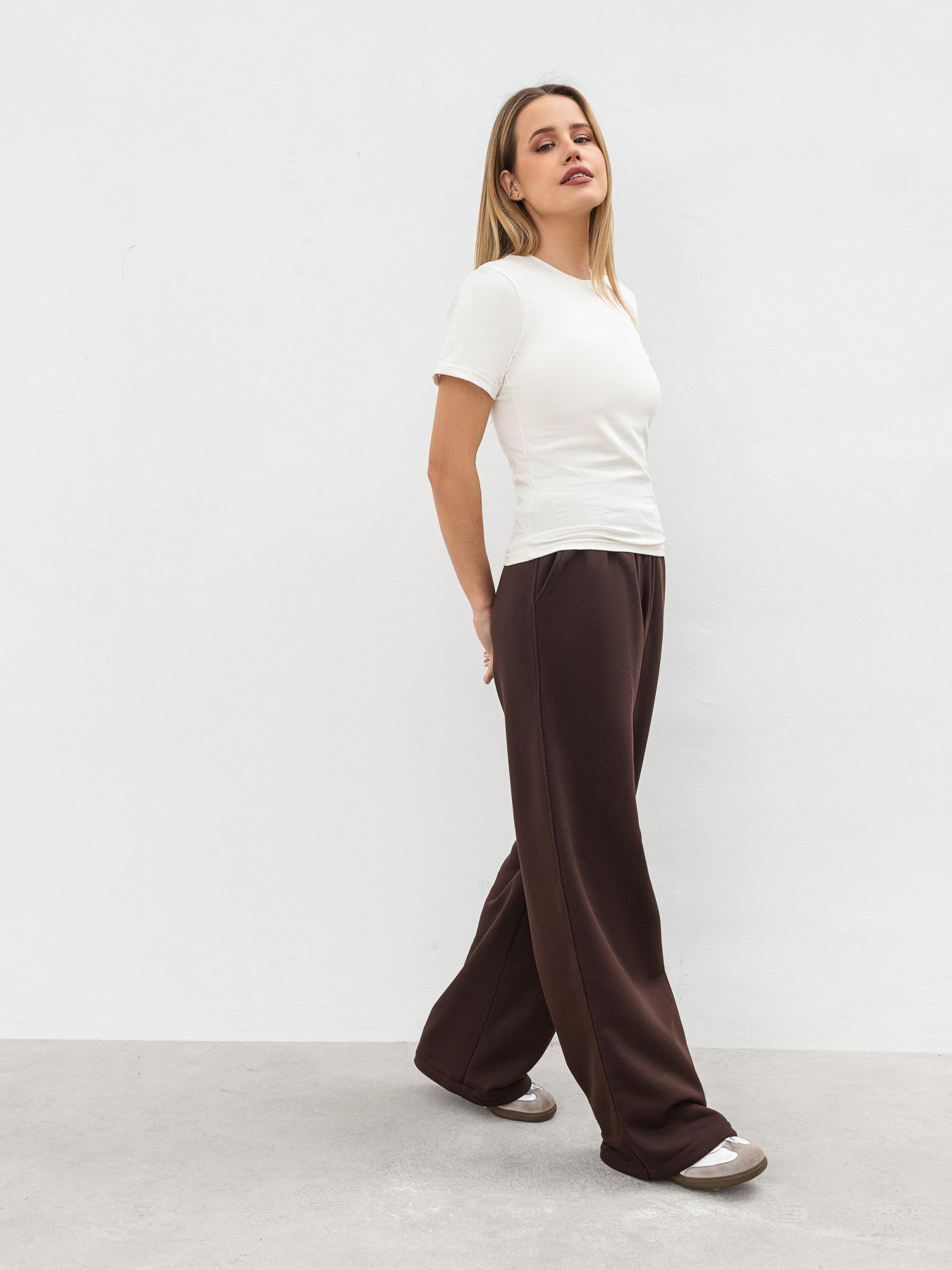 Футболка Romashka Слім модель 204027805072 Фото