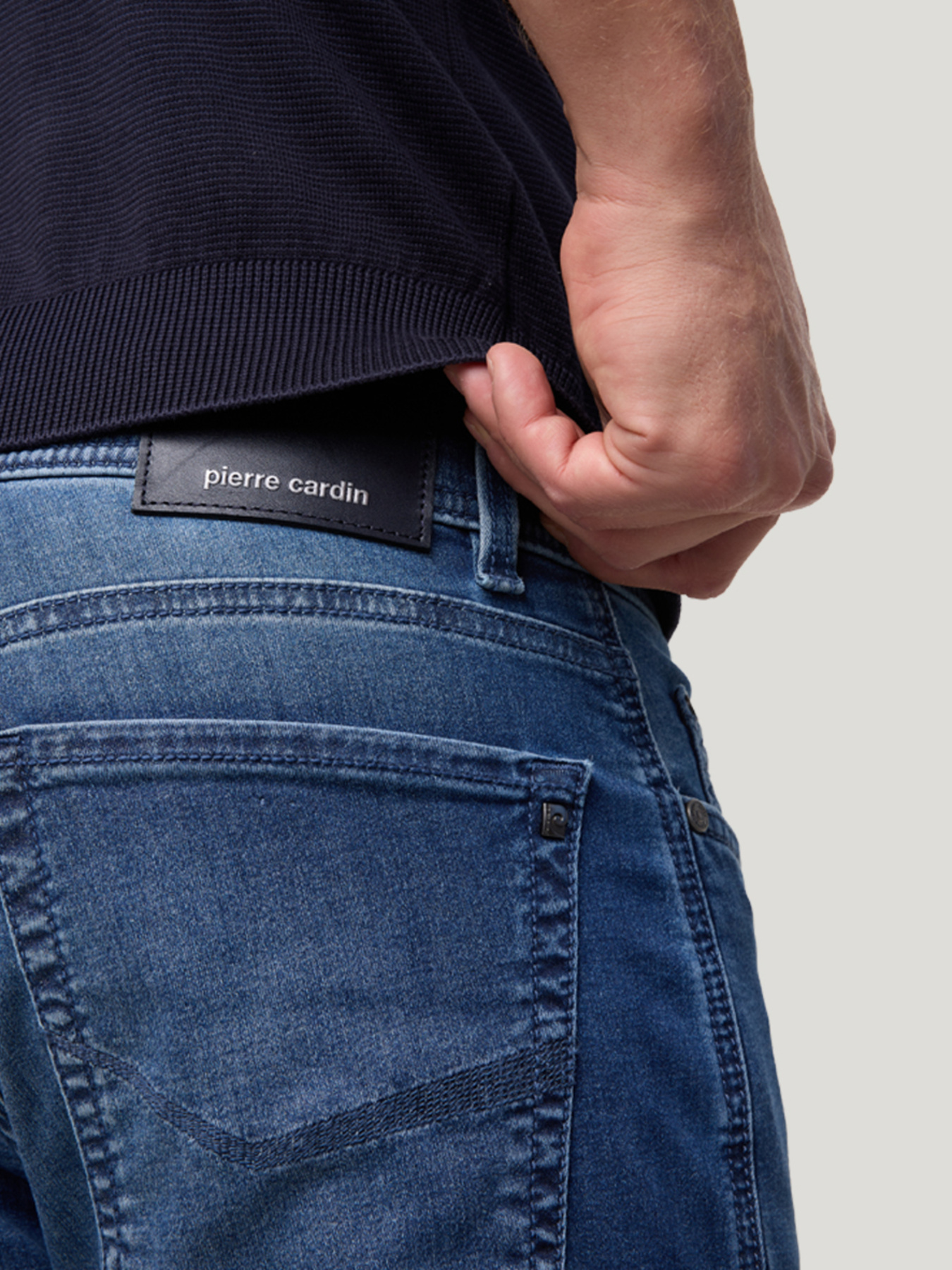 Зауженные джинсы Pierre Cardin модель C7 34510.8143.6836 Фото