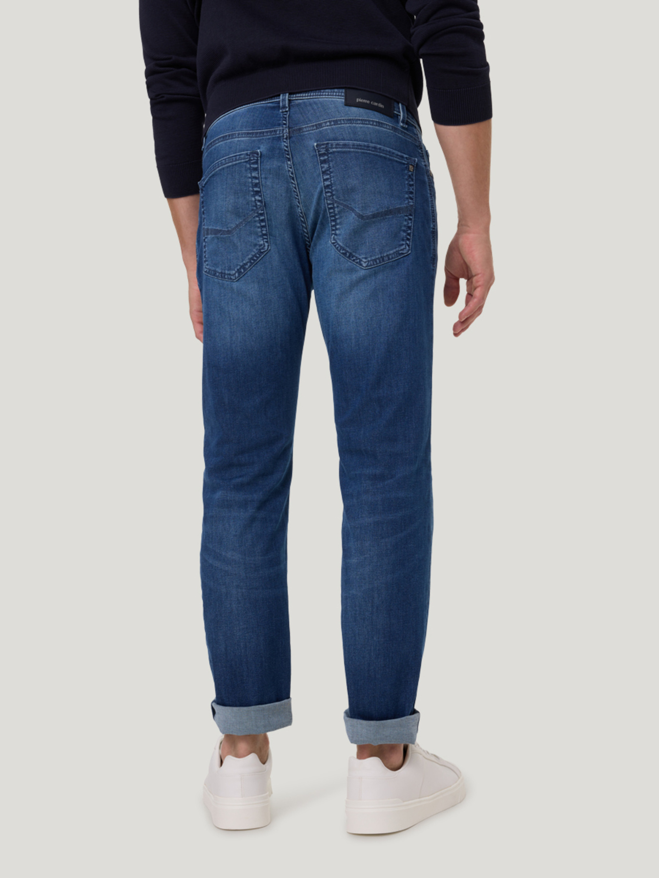 Завужені джинси Pierre Cardin модель C7 34510.8143.6836 Завужені джинси Pierre Cardin модель C7 34510.8143.6836 Фото
