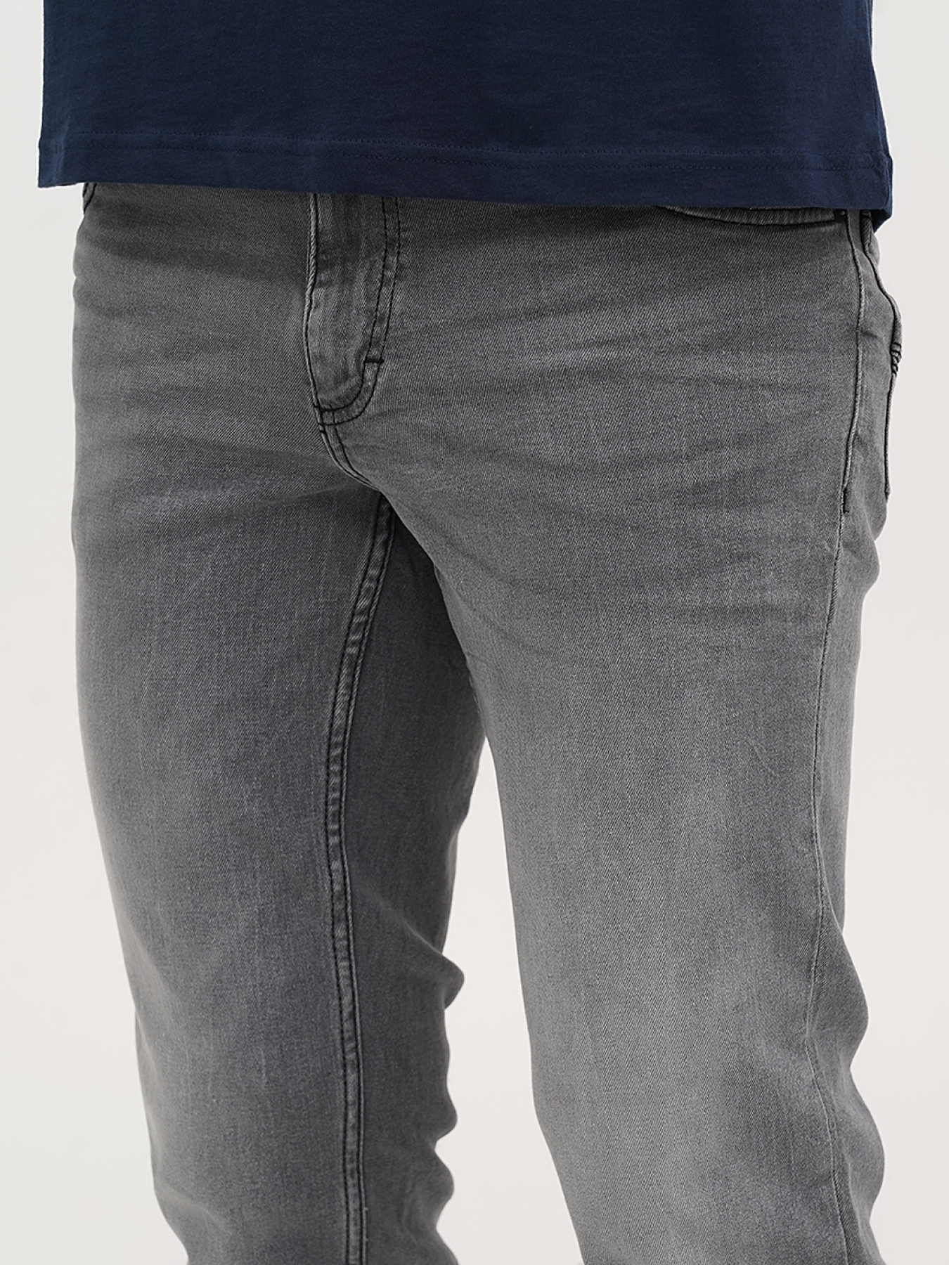 Зауженные джинсы Mustang Jeans Washington модель 1009084 Фото