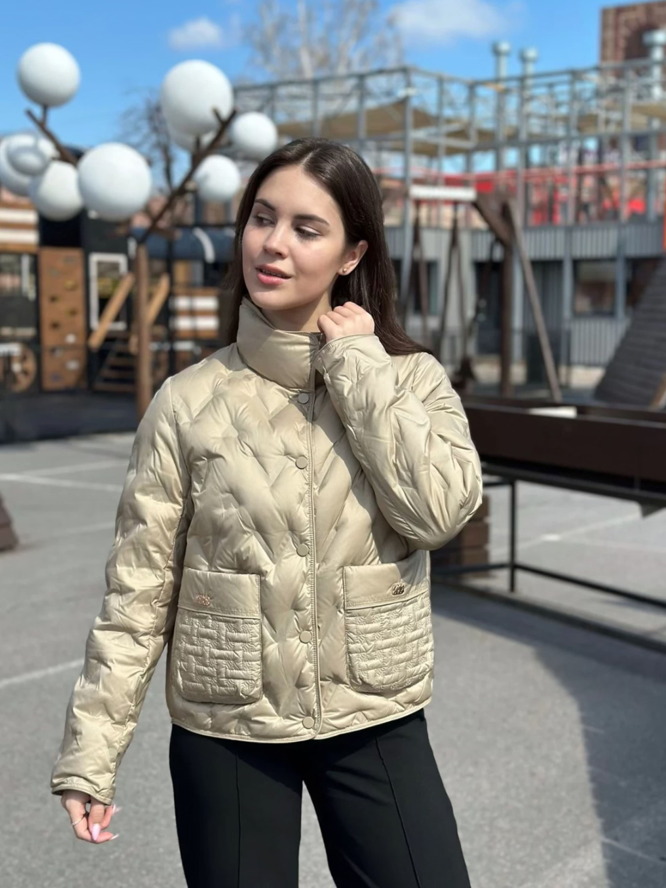 Демісезонна куртка VIVA WEAR модель 065-beige Демісезонна куртка VIVA WEAR модель 065-beige Фото