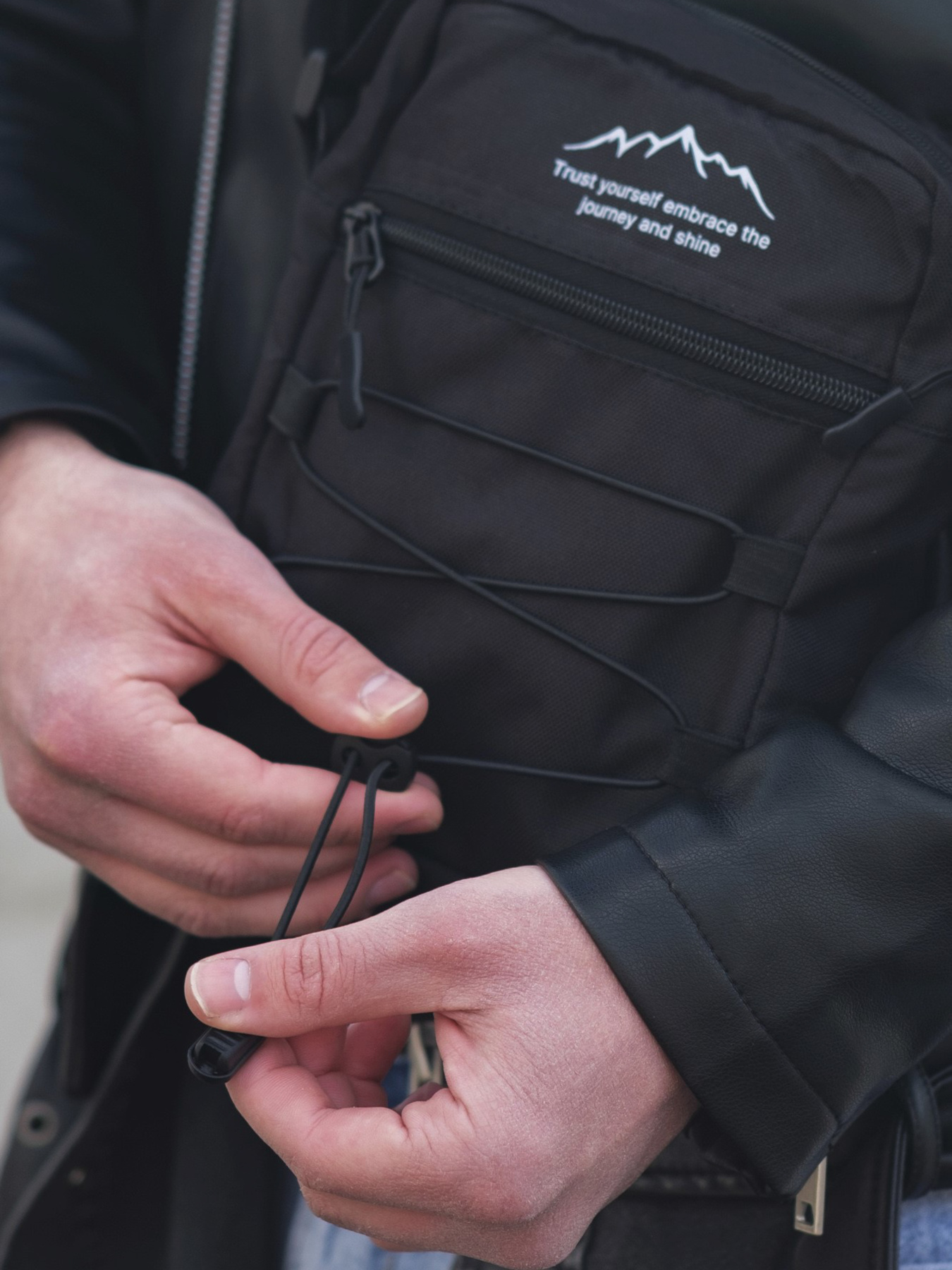 Мессенджер Without модель 8049552 Фото