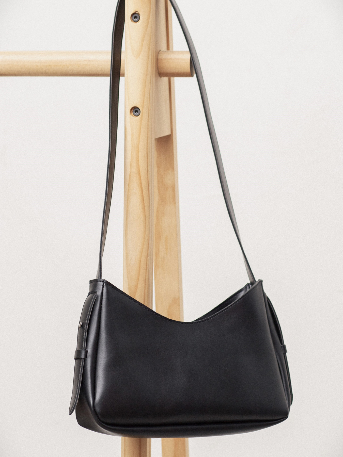 Хобо Without модель 8049558 Фото