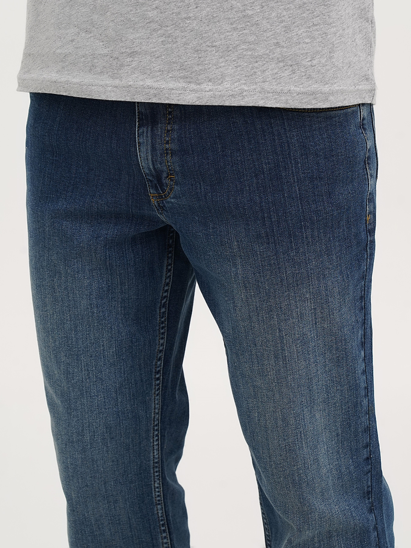 Прямые джинсы Mustang Jeans Tramper Straight модель 1013718 Фото