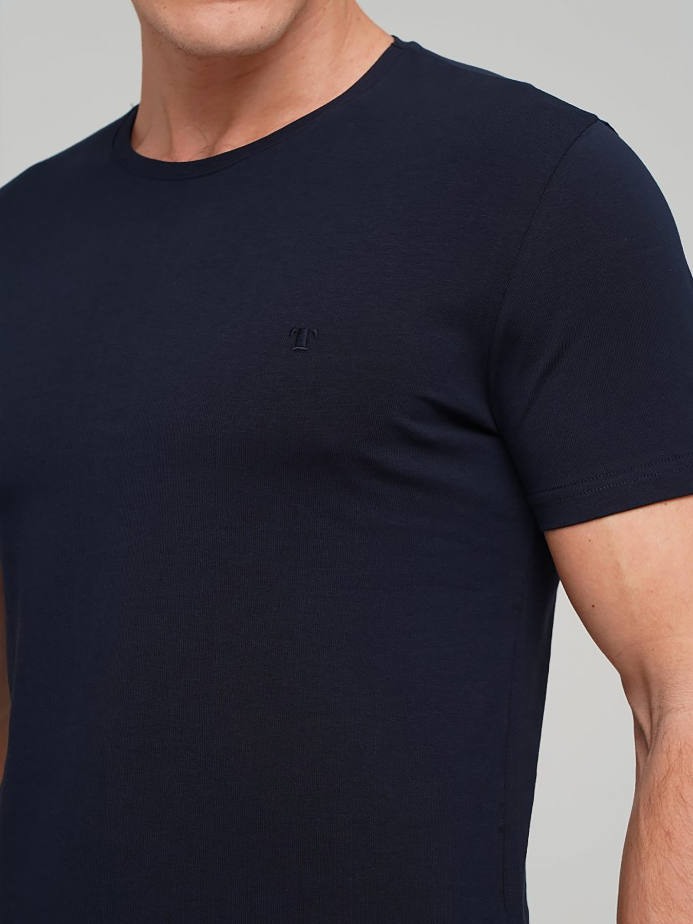 Футболка Trend Collection модель TC3298DarkBlueFTBLK Футболка Trend Collection модель TC3298DarkBlueFTBLK Фото