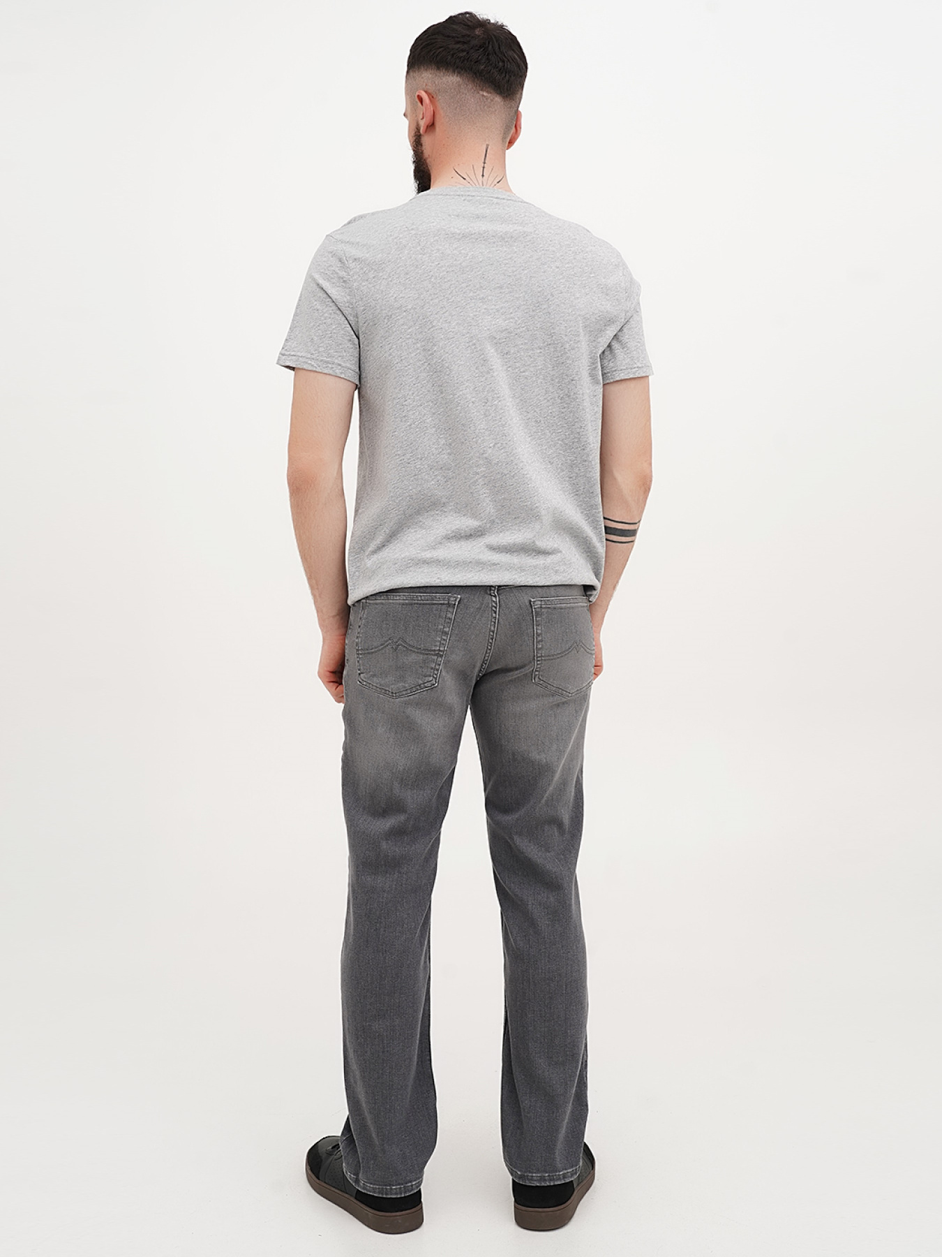 Зауженные джинсы Mustang Jeans Tramper Tapered модель 2015287 Фото