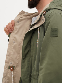 Демісезонна куртка Mustang Jeans Aspen модель 1014780 Демісезонна куртка Mustang Jeans Aspen модель 1014780 Фото