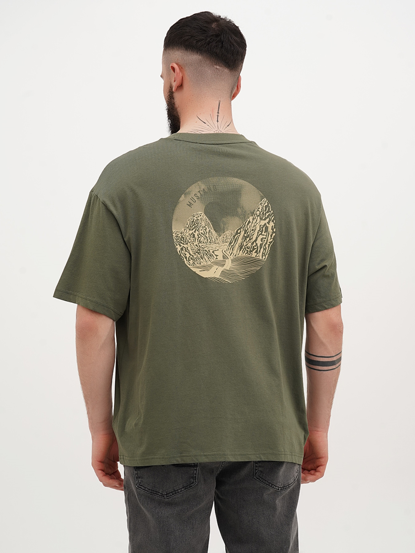 Футболка Mustang Jeans Aidan C Print модель 3014086 Фото