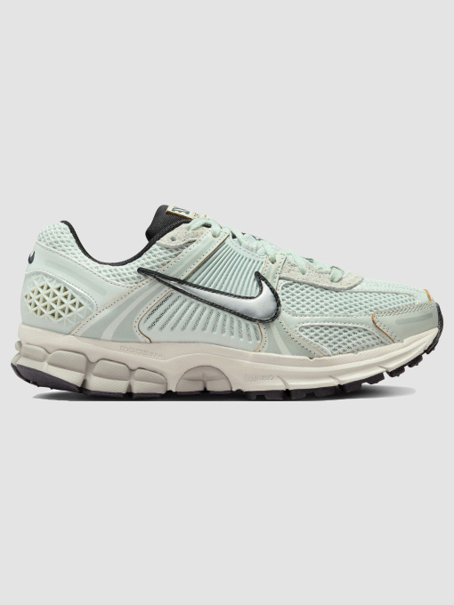 Кроссовки повседневные NIKE Zoom Vomero 5 модель FN6742-001 Фото