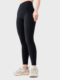 Спортивный комплект AVECS модель 30536-1 Фото