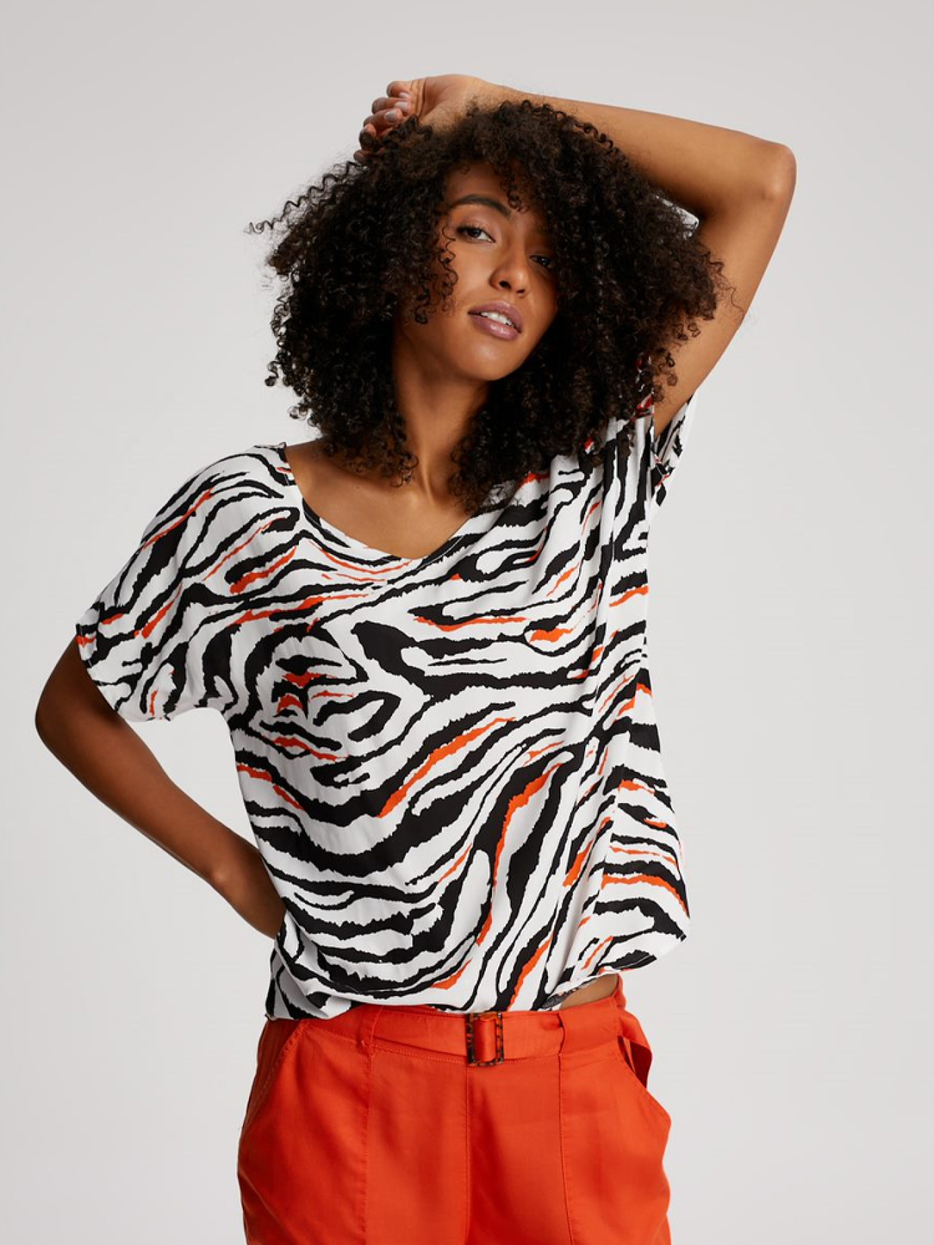 Блуза DIVERSE модель 10034801 Фото