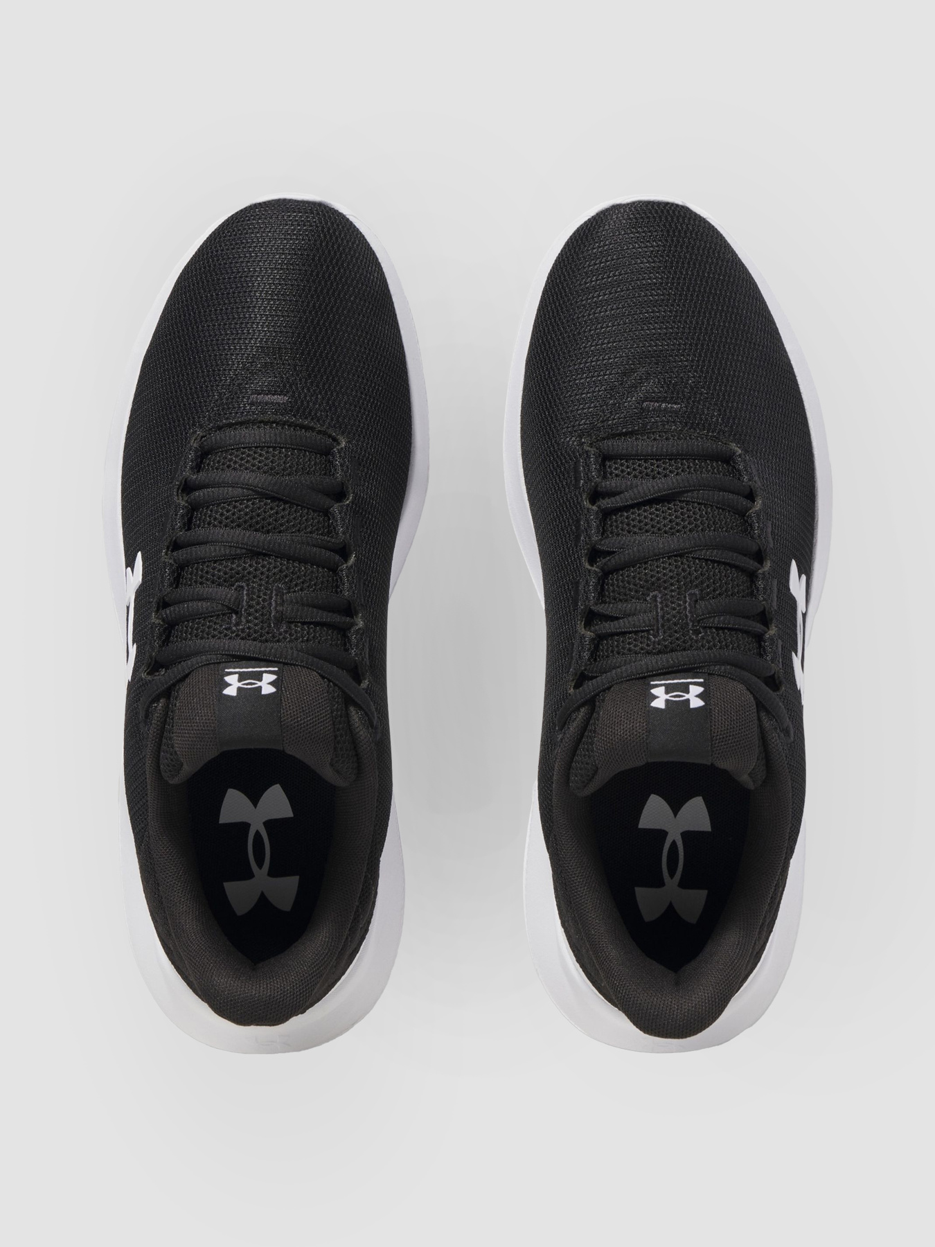 Кроссовки Under Armour Phade Rn 3 Lace-Up модель 3028252-001 Фото