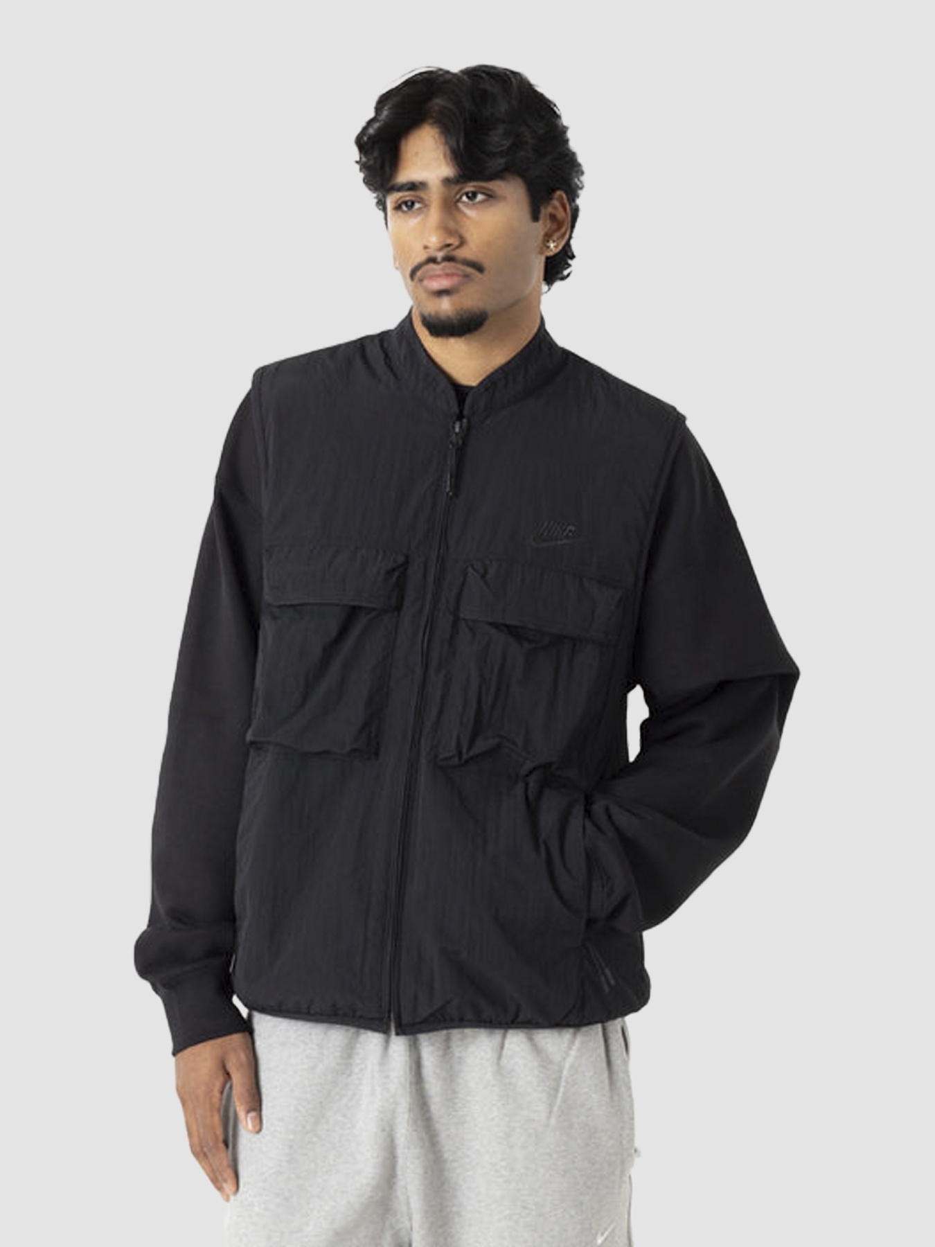 Жилет NIKE Woven Vest модель FZ0748-010 Жилет NIKE Woven Vest модель FZ0748-010 Фото