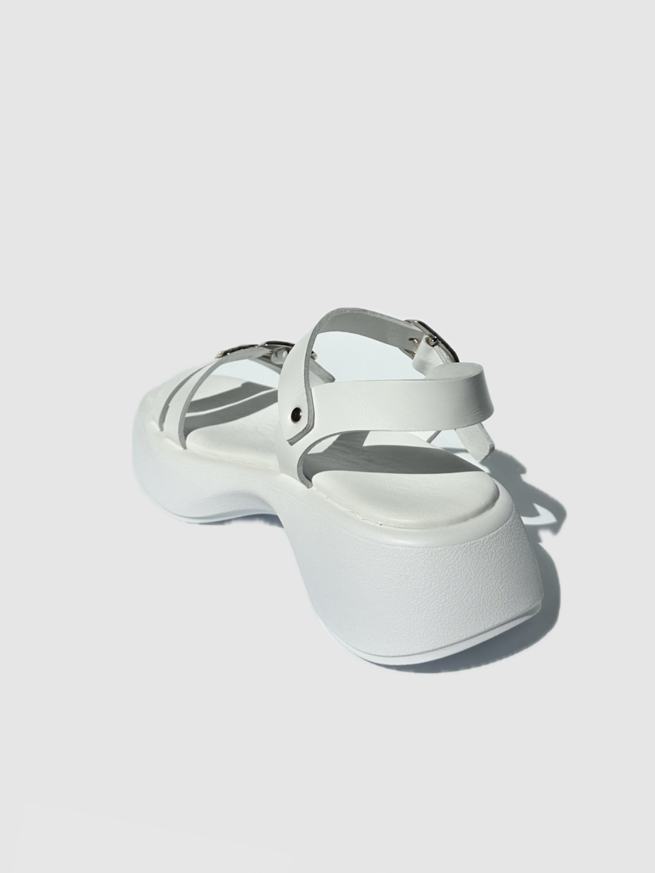 Босоножки EVIE модель White - 245-K Фото