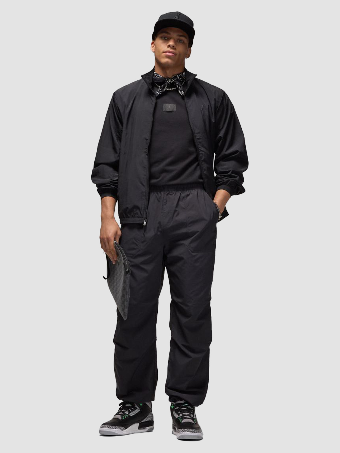 Повсякденні штани Jordan Air Essentials Woven Pants модель FV7306-010 Повсякденні штани Jordan Air Essentials Woven Pants модель FV7306-010 Фото