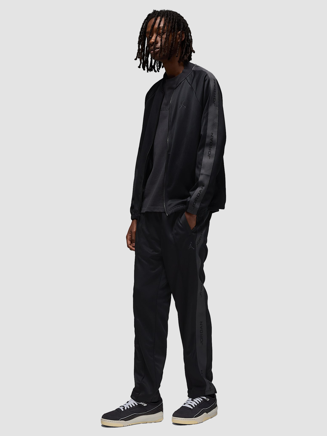 Повсякденні штани Jordan Essentials модель HF9341-010 Фото