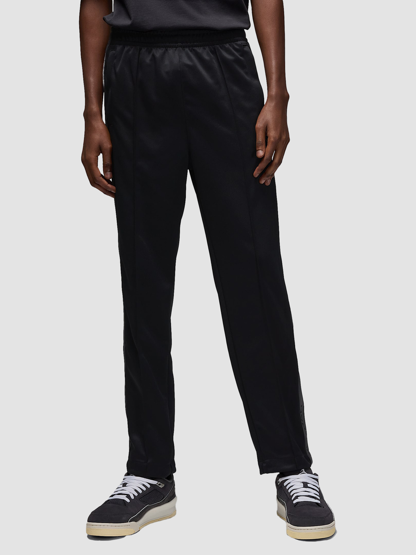 Повсякденні штани Jordan Essentials модель HF9341-010 Фото