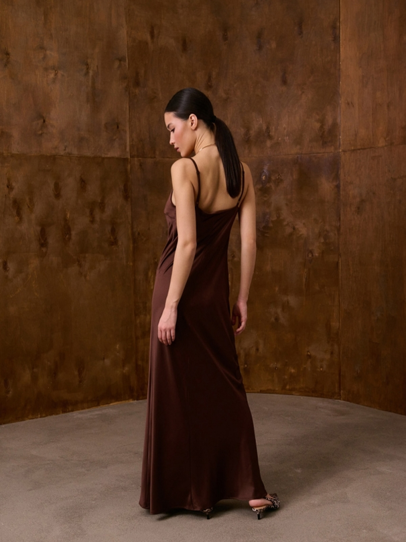 Платье макси TrikoBakh модель 3053-shokoladnij Фото