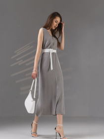 Сукня міді TrikoBakh модель 2742-stalevij Фото