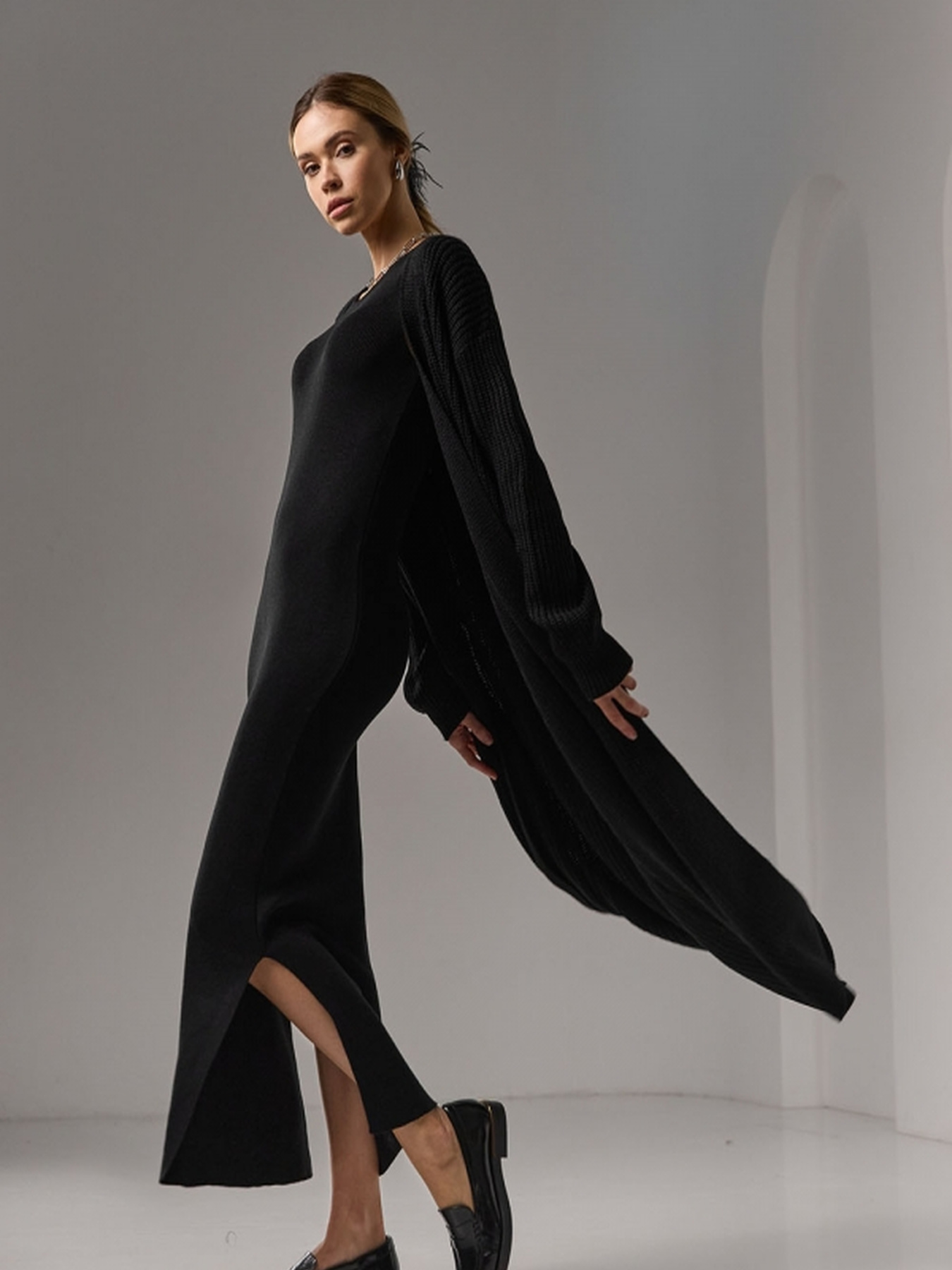 Сукня міді TrikoBakh модель 2751-chornij Фото