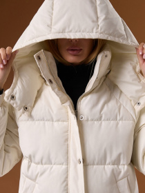 Пуховик TrikoBakh модель 3675-molochnij Фото