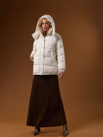 Пуховик TrikoBakh модель 3675-molochnij Фото