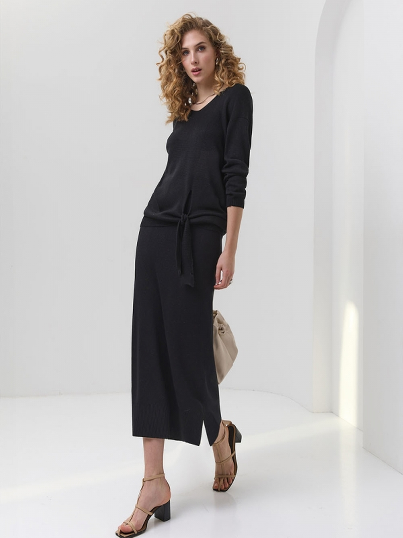 Юбка макси TrikoBakh модель 2740-chornij Фото