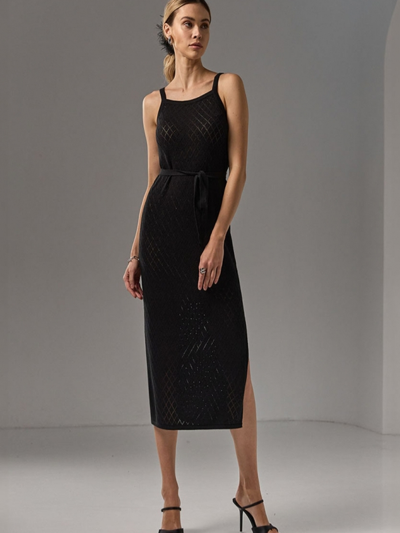 Платье миди TrikoBakh модель 2516-chornij Платье миди TrikoBakh модель 2516-chornij Фото