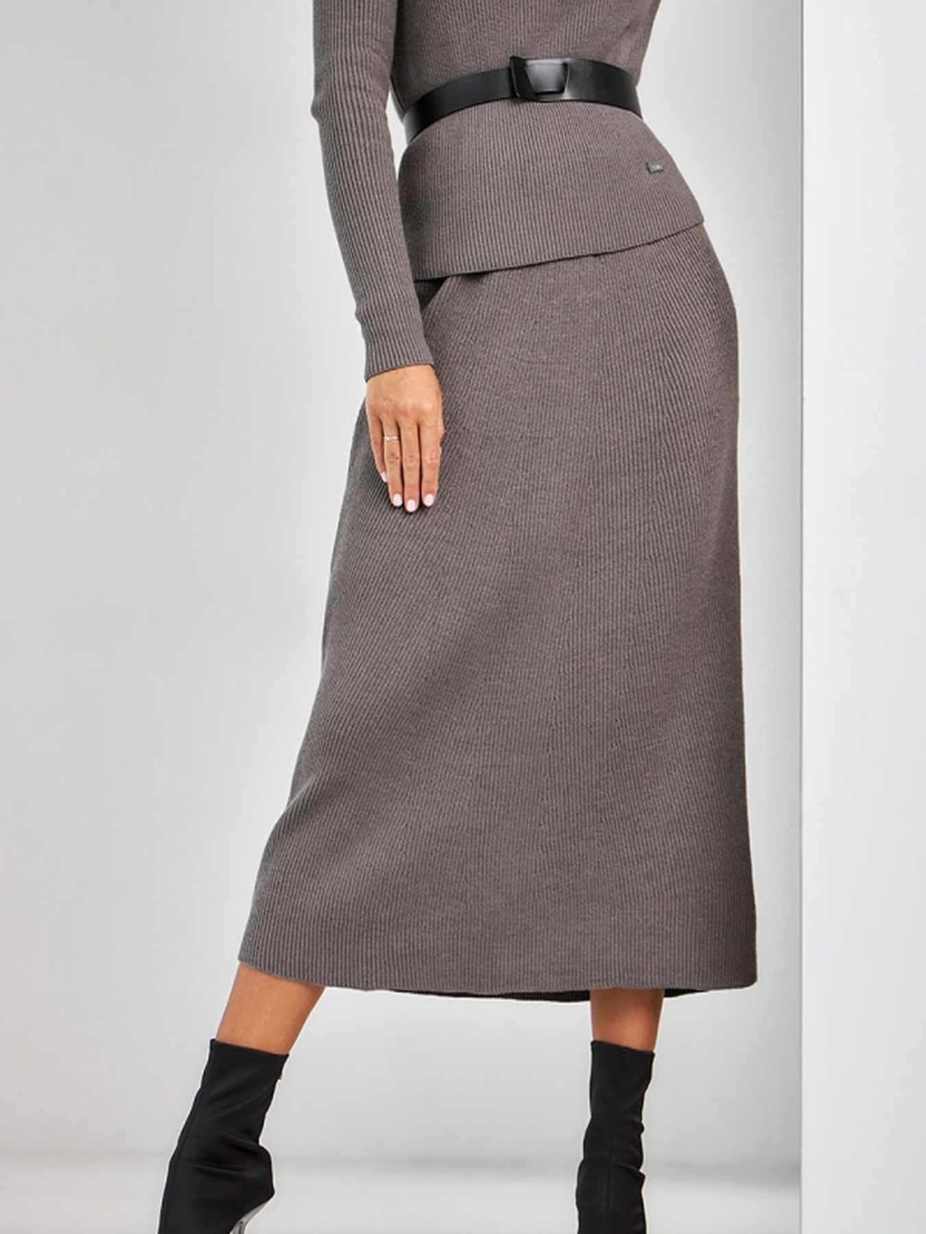 Юбка миди TrikoBakh модель 2469-temnij-taup Фото