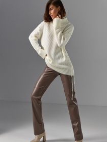 Свитер TrikoBakh модель 2521-moloko Фото