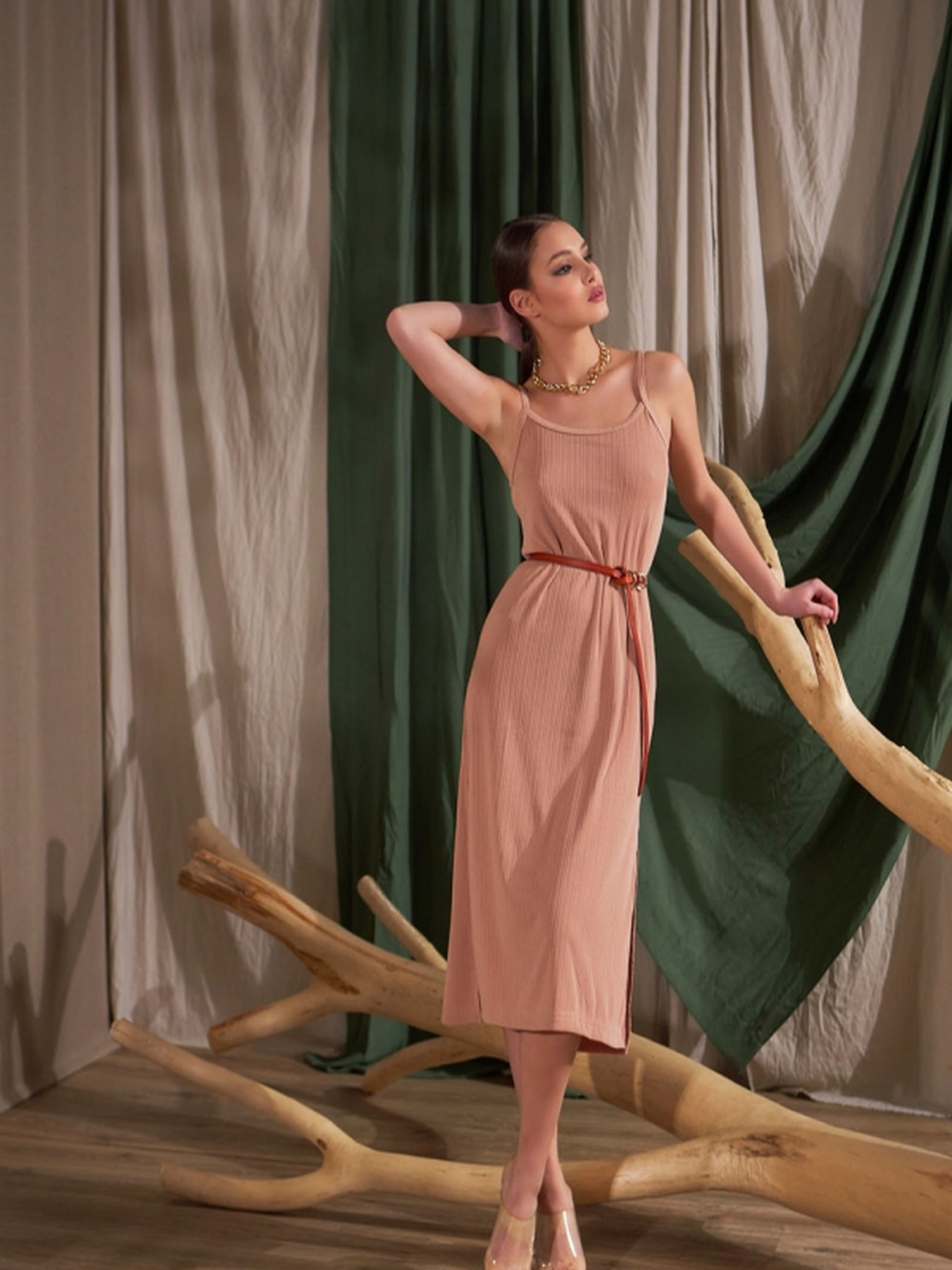 Платье миди TrikoBakh модель 1791-bezhevij Фото