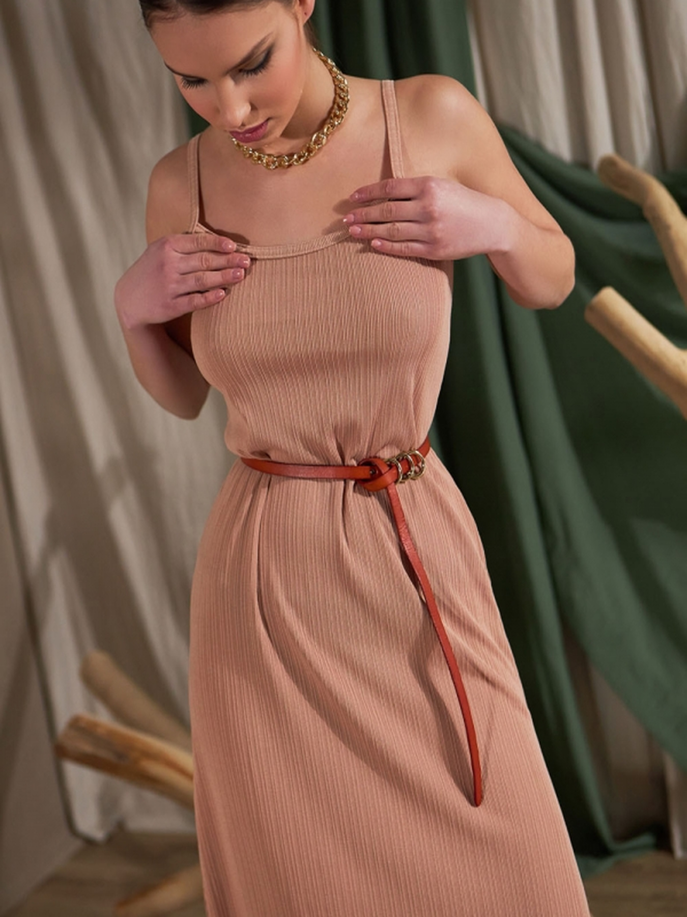 Платье миди TrikoBakh модель 1791-bezhevij Фото