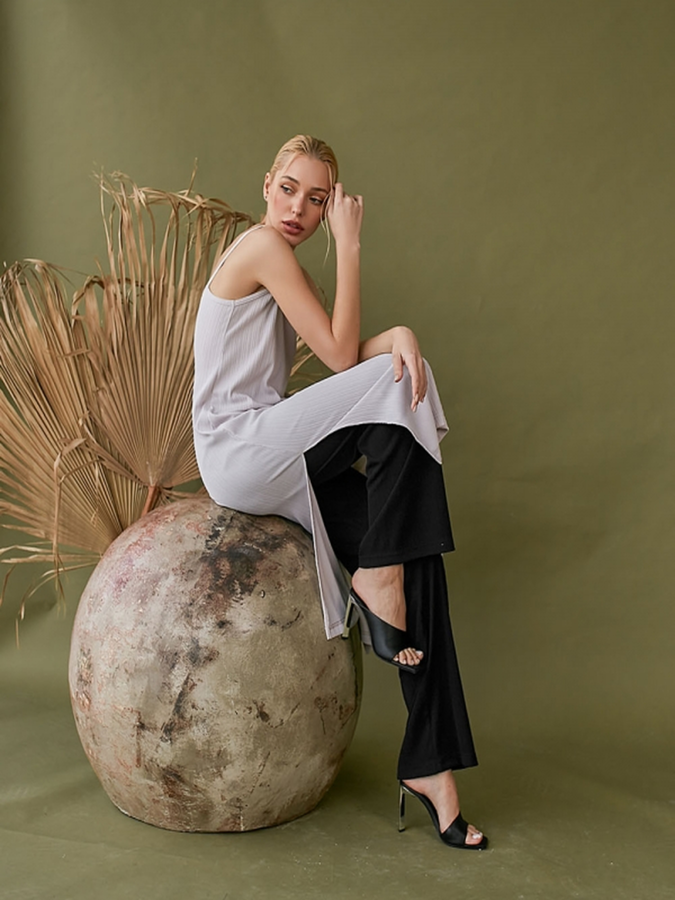 Сукня міді TrikoBakh модель 1791-perlina Фото