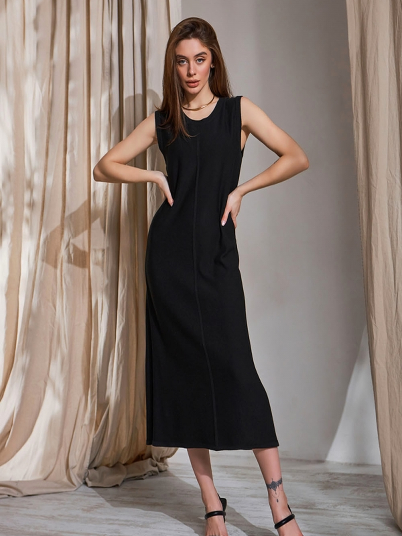 Платье миди TrikoBakh модель 2451-chornij Фото