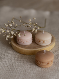 Ароматична свічка "Макарун", аромат - Almond Macaron (макарун), з натурального оливкового воску Candle Design модель 130.2002 Фото