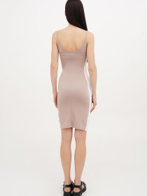 Платье мини Vicolo модель 222-VC-1962_бежевый Фото