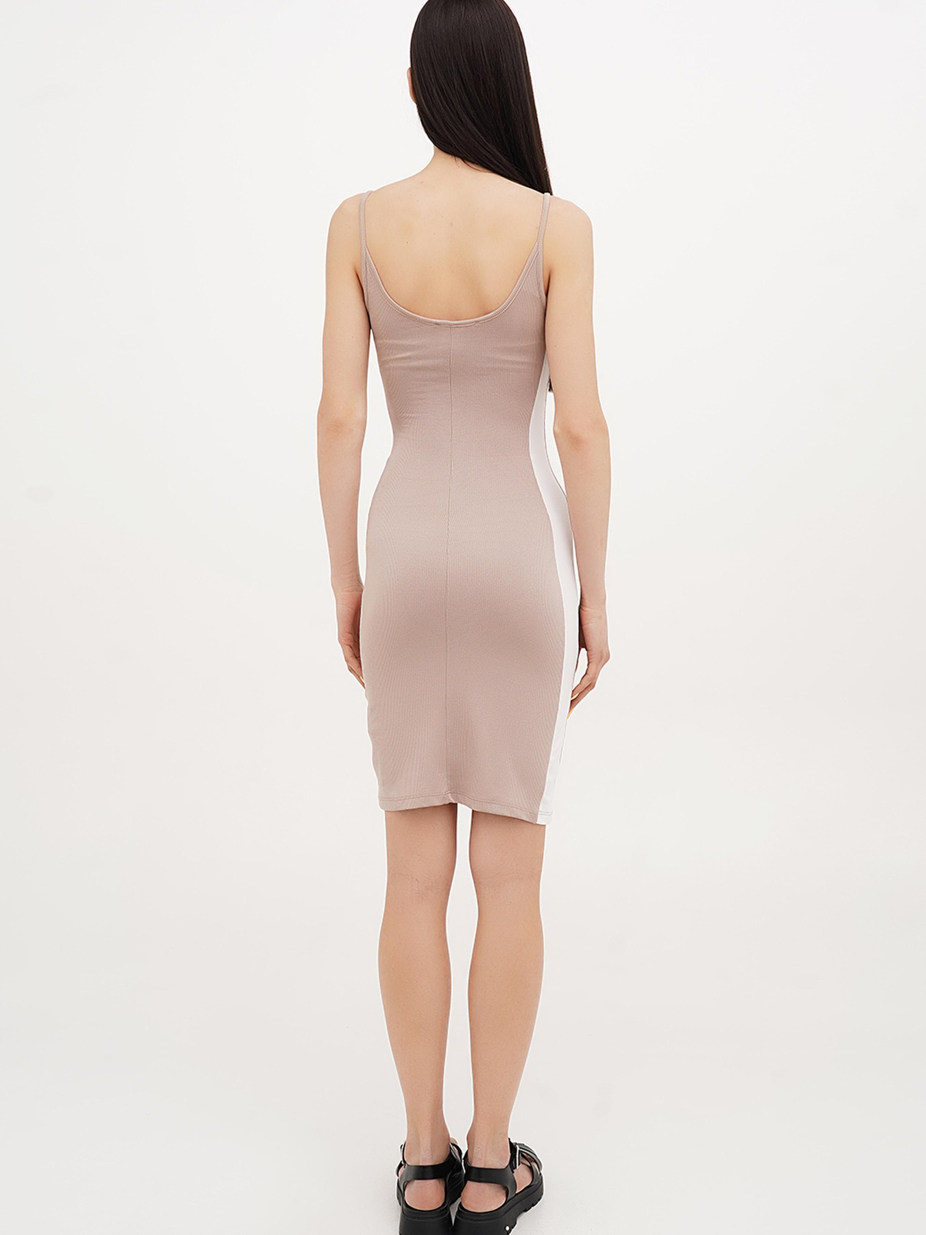 Платье мини Vicolo модель 222-VC-1962_бежевый Фото