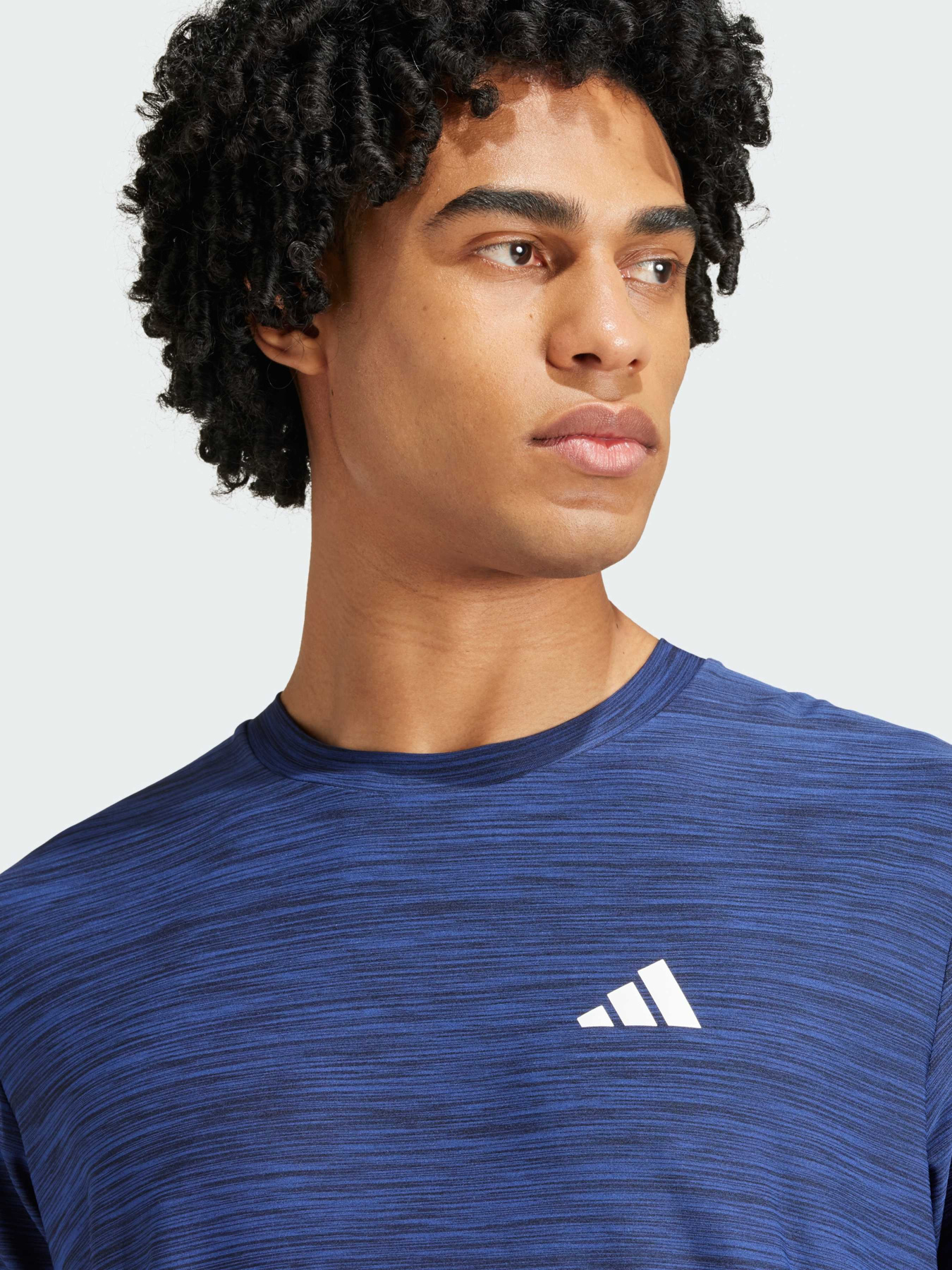 Футболка спортивная Adidas модель IA3901 Фото