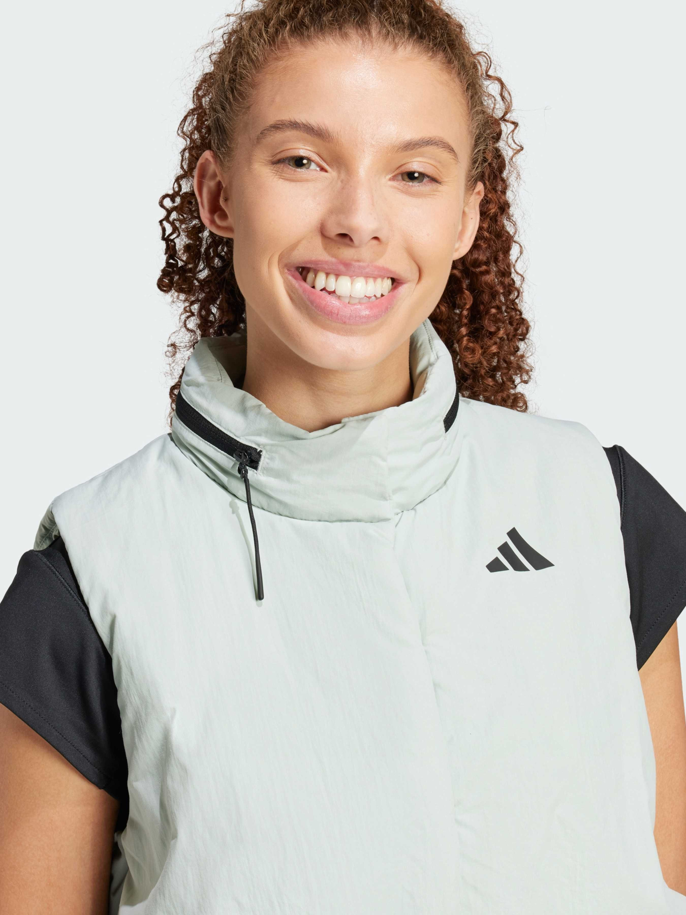 Утеплений жилет Adidas модель JD4588 Фото