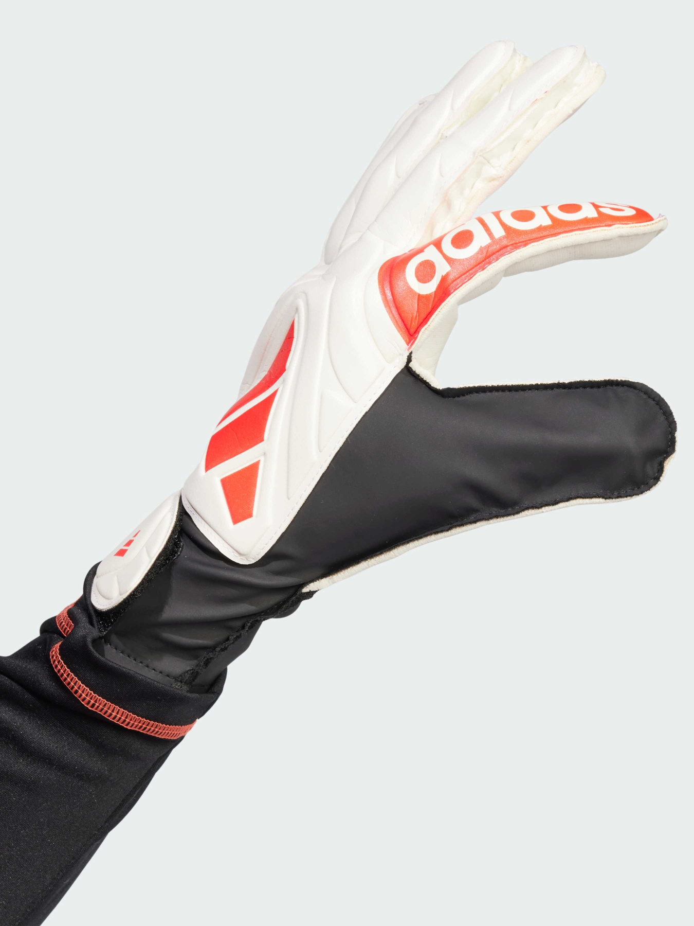 Рукавички для спорту Adidas Copa модель JH3789 Фото