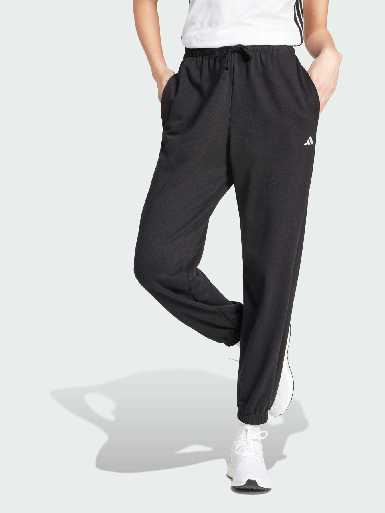 Повседневные штаны Adidas модель JD7999 Фото